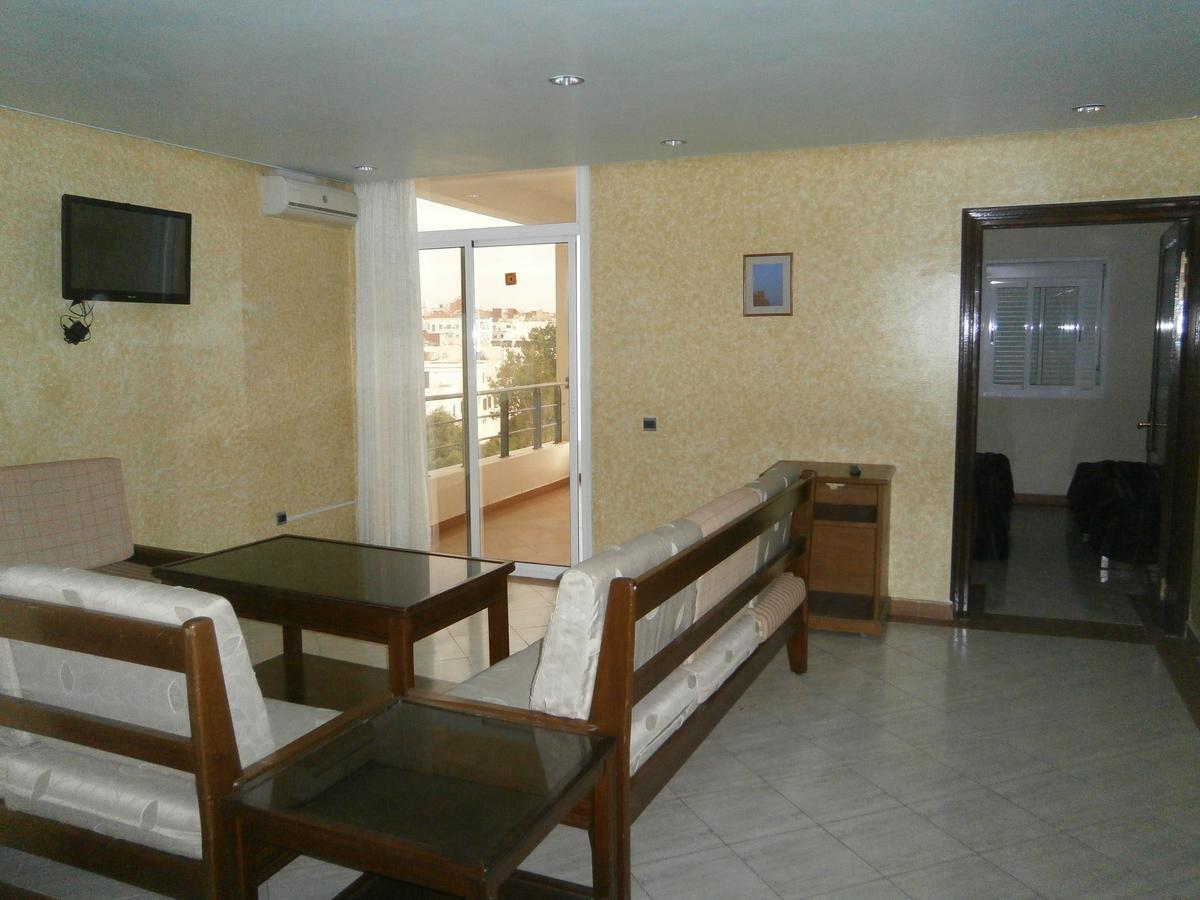 Residence Touristique Ibn Rochd Асила Екстериор снимка
