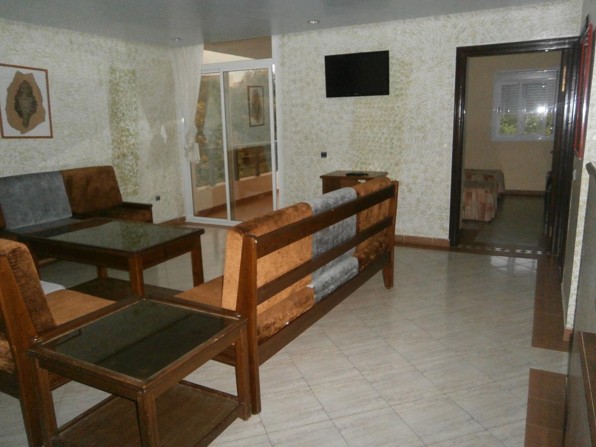 Residence Touristique Ibn Rochd Асила Екстериор снимка