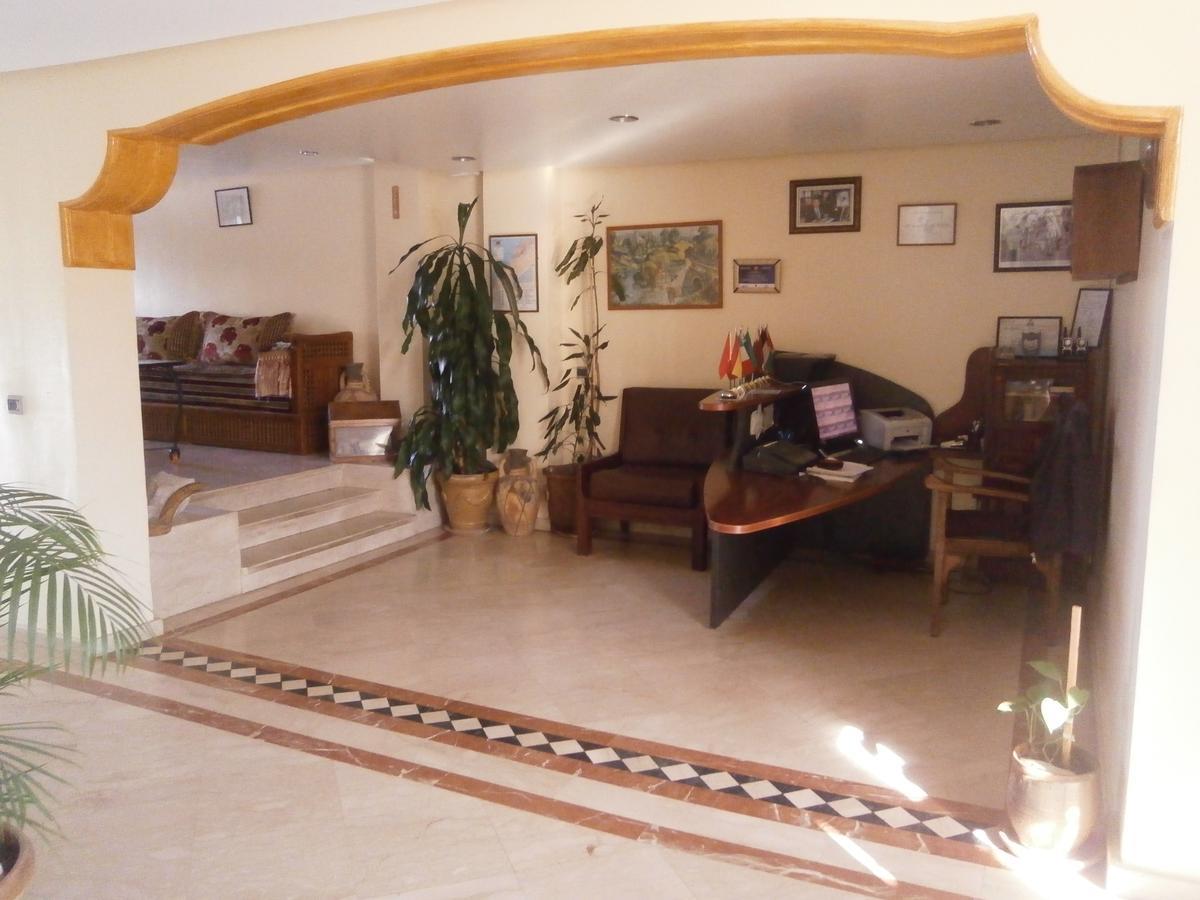 Residence Touristique Ibn Rochd Асила Екстериор снимка