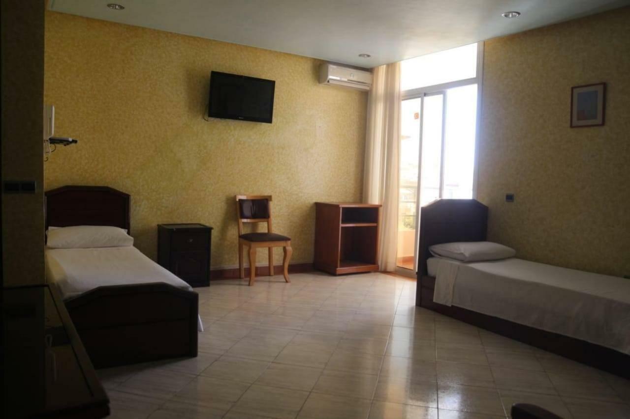 Residence Touristique Ibn Rochd Асила Екстериор снимка